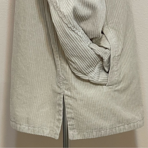 H&M DIVIDED corduroy oversized shirt jacket size medium - Picture 10 of 12